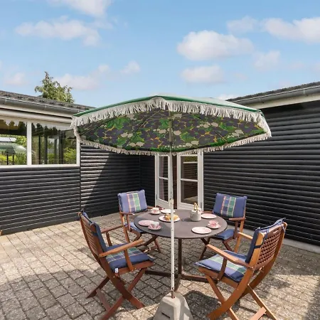Hébergement de vacances Siem - 650m From The Sea In Lolland- Falster And Mon By Interhome